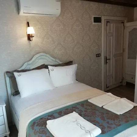 Celsus Boutique ホテル