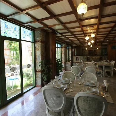 Celsus Boutique 3*