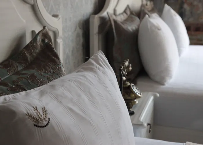 Celsus Boutique Hotel 3*